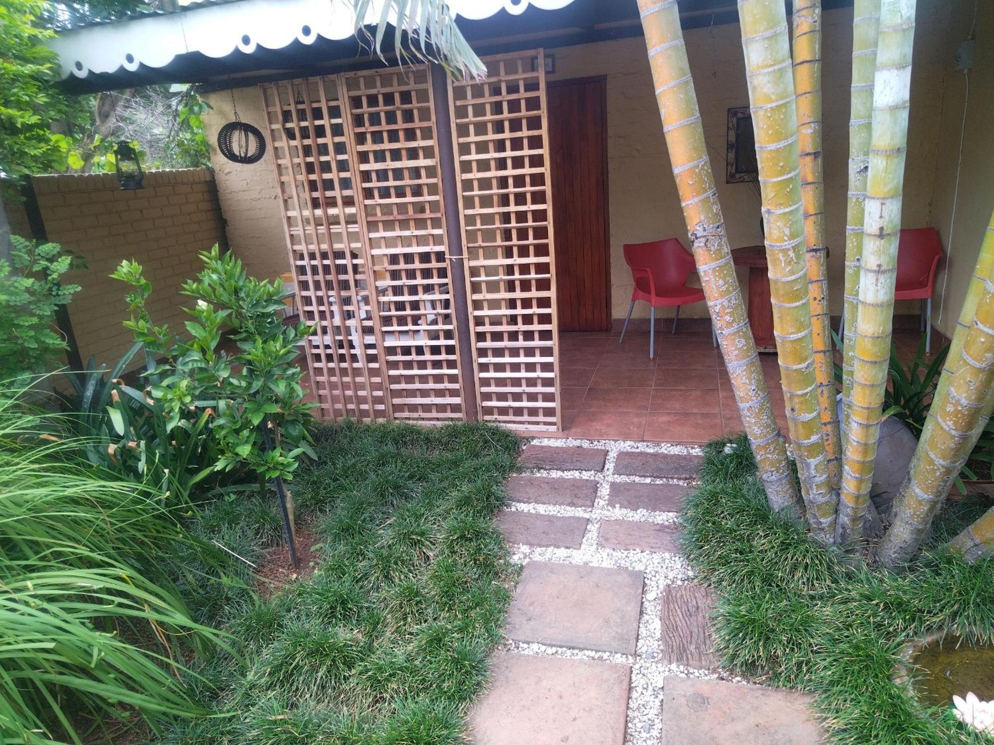 Africas Eden Guesthouse Mookgophong Exteriör bild