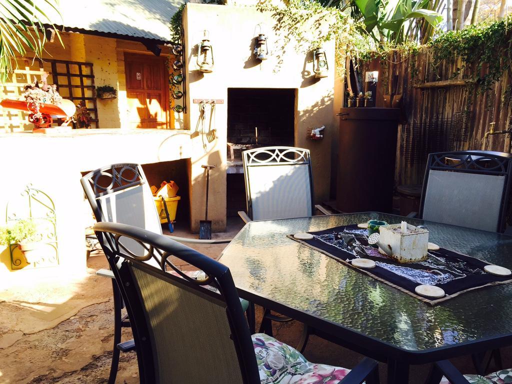 Africas Eden Guesthouse Mookgophong Exteriör bild